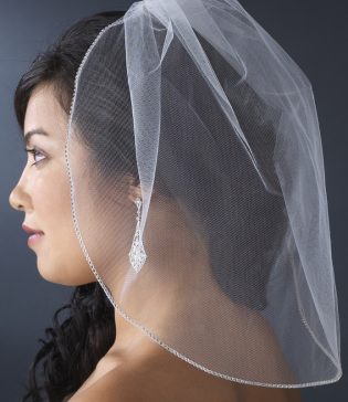 Lace bridal veil
