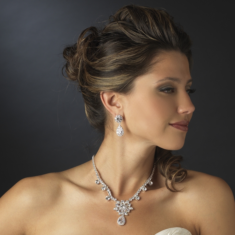 Floral Necklace Earrings Set