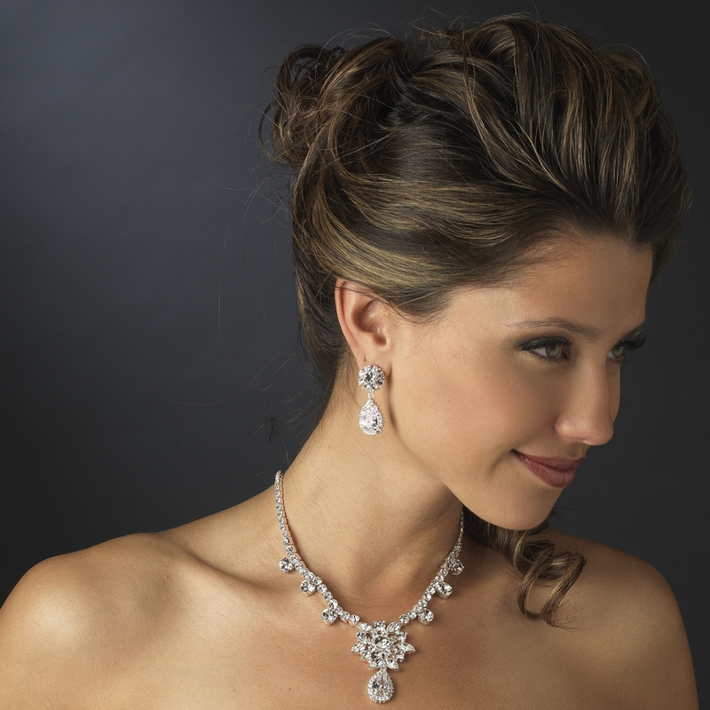 Floral Necklace Earrings Set