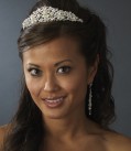 How to Choose The Perfect Bridal Tiara Headpieces